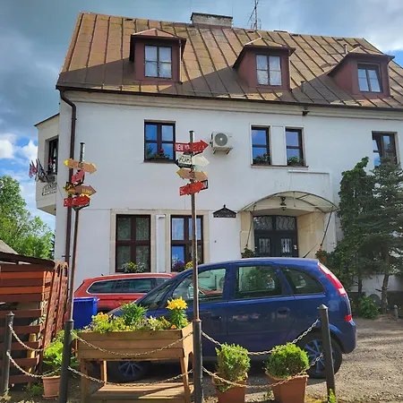 Doctor Lodge *